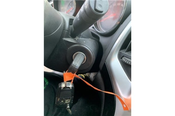 Recambio de clausor para opel astra j berlina 5p 1.6 selective referencia OEM IAM 20912838 23276089 