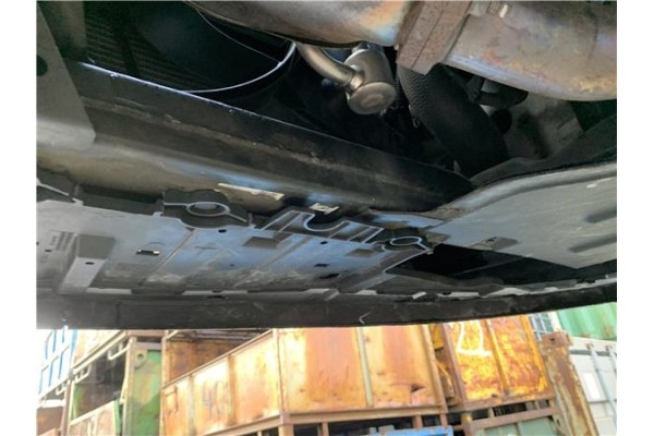 Recambio de subchasis para opel astra j berlina 5p 1.6 selective referencia OEM IAM 13470622  