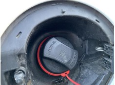 Recambio de tapon combustible para opel astra j berlina 5p 1.6 selective referencia OEM IAM 13327609  