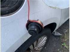 Recambio de tapon combustible para opel astra j berlina 5p 1.6 selective referencia OEM IAM 13327609  