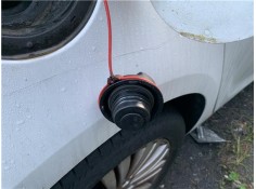 Recambio de tapon combustible para opel astra j berlina 5p 1.6 selective referencia OEM IAM 13327609  