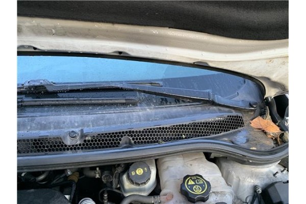 Recambio de torpedo para opel astra j berlina 5p 1.6 selective referencia OEM IAM 13267105  