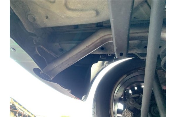 Recambio de tubo escape trasero para opel astra j berlina 5p 1.6 selective referencia OEM IAM 132903680415 640047 