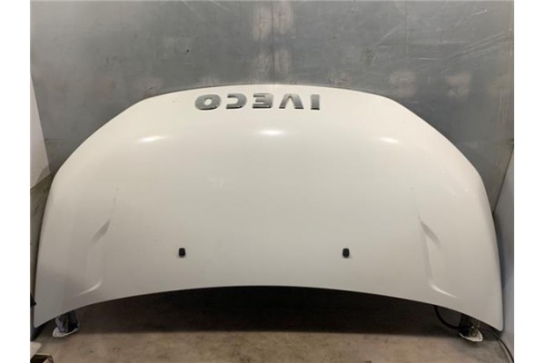 Recambio de capo para iveco daily chasis 2.3 referencia OEM IAM 1000262778  