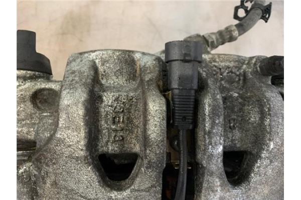Recambio de pinza freno delantero derecha para iveco daily chasis 2.3 referencia OEM IAM 42560073  