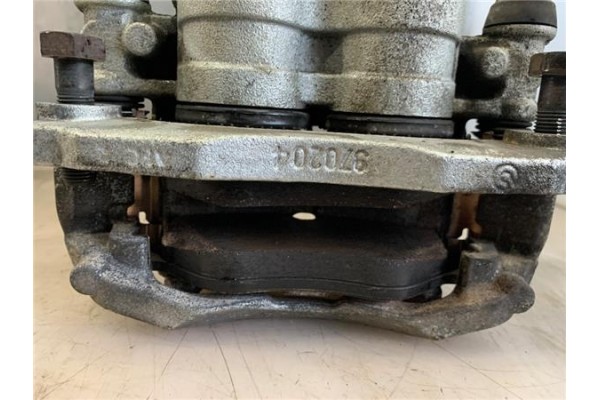 Recambio de pinza freno delantero derecha para iveco daily chasis 2.3 referencia OEM IAM 42560073  