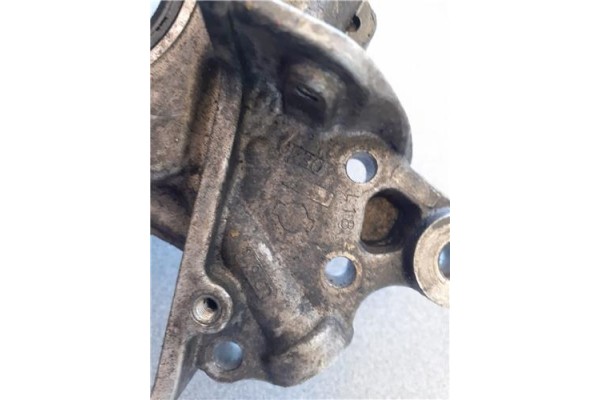 Recambio de bomba de aceite para nissan sunny berlina (n14) 2.0 d referencia OEM IAM   