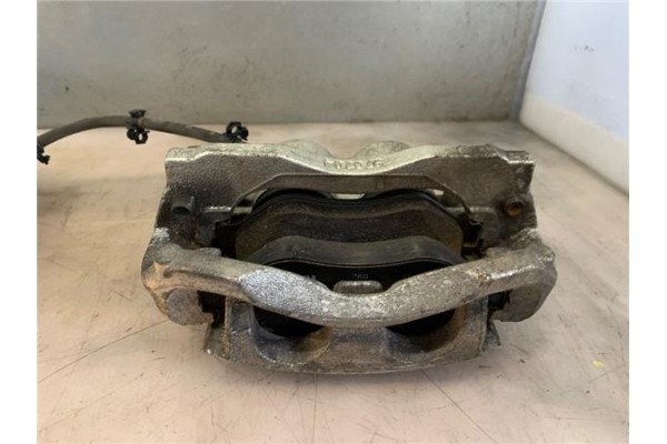 Recambio de pinza freno delantero derecha para iveco daily chasis 2.3 referencia OEM IAM 42560073  