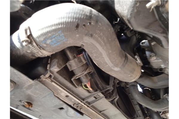 Recambio de tubo intercooler para volkswagen golf vi (5k1) 1.6 advance referencia OEM IAM 1K0145832AC 1K0145832AN 