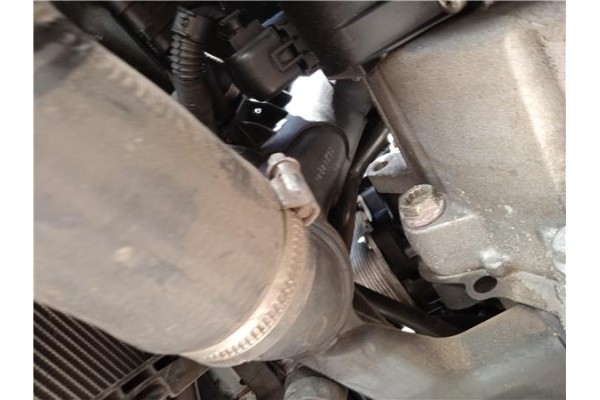 Recambio de tubo intercooler para volkswagen golf vi (5k1) 1.6 advance referencia OEM IAM 1K0145832AC 1K0145832AN 