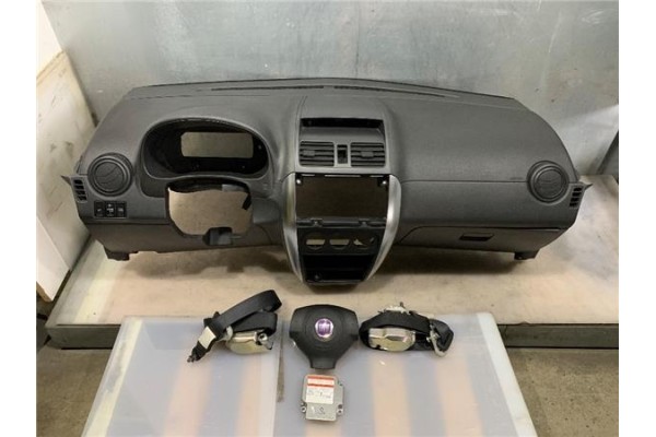 Recambio de salpicadero para fiat sedici (189) 1.9 jtd 8v 120 emotion referencia OEM IAM   