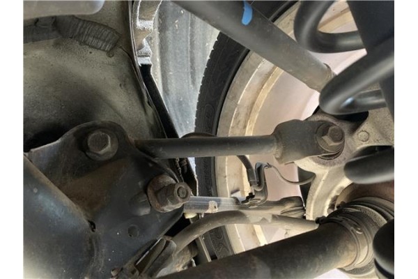 Recambio de brazo superior derecho suspension trasero para lexus is ii (_xe2_) 220 d (ale20) referencia OEM IAM 4877030080  