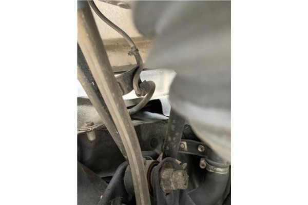 Recambio de brazo superior izquierdo suspension trasero para lexus is ii (_xe2_) 220 d (ale20) referencia OEM IAM 4877030080  