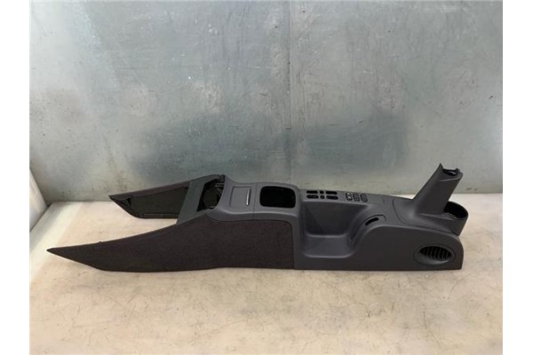 Recambio de embellecedor consola central para mercedes-benz clase a (bm 168) 1.9 190 (168.032) referencia OEM IAM   