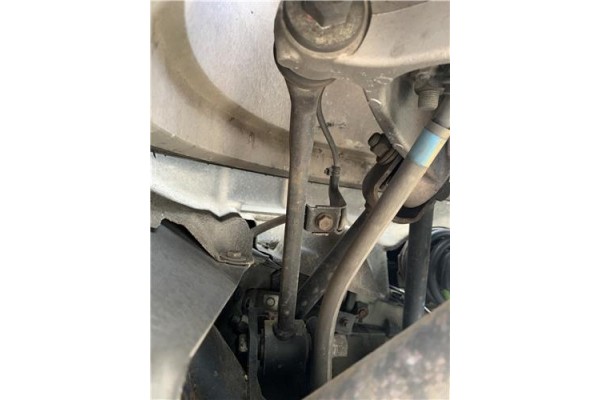 Recambio de brazo superior izquierdo suspension trasero para lexus is ii (_xe2_) 220 d (ale20) referencia OEM IAM 4870653020  