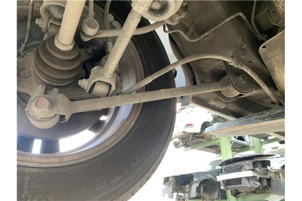 Recambio de brazo inferior trasero izquierdo para hyundai tucson (jm) 2.0 crdi referencia OEM IAM 552102E610  