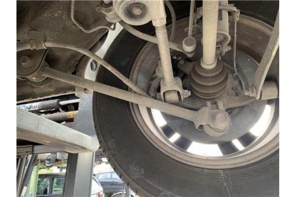 Recambio de brazo inferior trasero derecho para hyundai tucson (jm) 2.0 crdi referencia OEM IAM 552102E610  