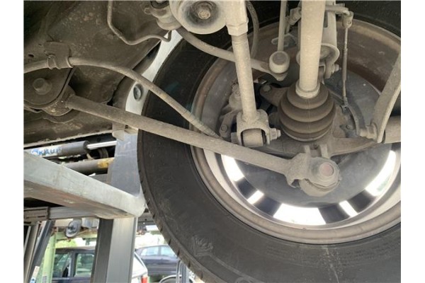 Recambio de brazo inferior trasero derecho para hyundai tucson (jm) 2.0 crdi referencia OEM IAM 552102E610  