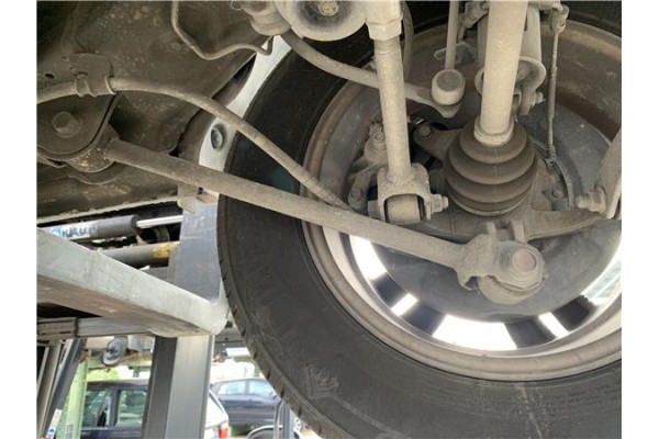 Recambio de brazo inferior trasero derecho para hyundai tucson (jm) 2.0 crdi referencia OEM IAM 552102E610  