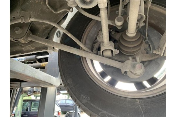 Recambio de brazo inferior trasero derecho para hyundai tucson (jm) 2.0 crdi referencia OEM IAM 552102E610  