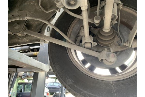 Recambio de brazo inferior trasero derecho para hyundai tucson (jm) 2.0 crdi referencia OEM IAM 552102E610  