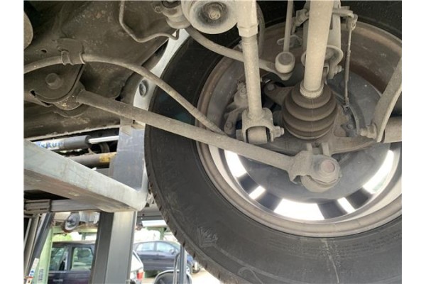 Recambio de brazo inferior trasero derecho para hyundai tucson (jm) 2.0 crdi referencia OEM IAM 552102E610  