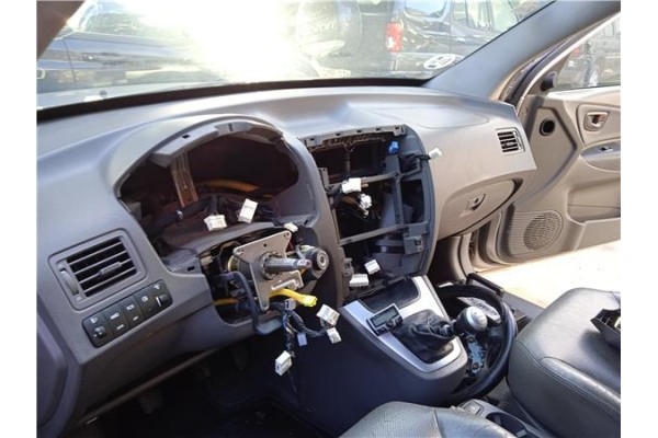 Recambio de salpicadero para hyundai tucson (jm) 2.0 crdi referencia OEM IAM 847102E550U7 847102E551U7 