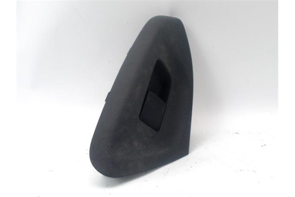 Recambio de botonera puerta delantero derecha para citroen c1 1.2 feel referencia OEM IAM   