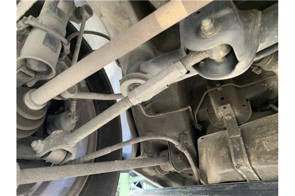 Recambio de brazo inferior trasero izquierdo para hyundai tucson (jm) 2.0 crdi referencia OEM IAM 551102E101 5,51E+07 