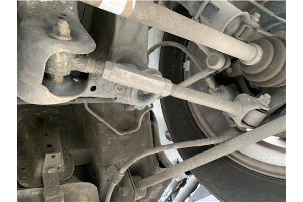Recambio de brazo inferior trasero derecho para hyundai tucson (jm) 2.0 crdi referencia OEM IAM 551102E101 5,51E+07 