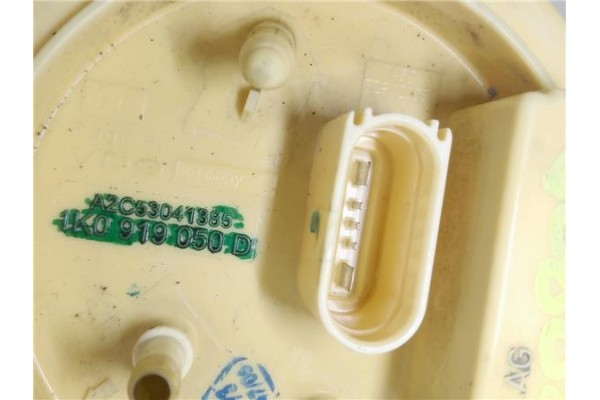 Recambio de bomba combustible para volkswagen golf v (1k1) 1.9 tdi referencia OEM IAM 1K0919050D A2C53041385 