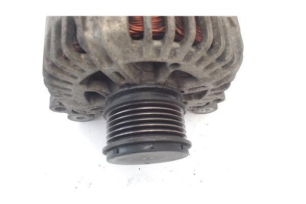 Recambio de alternador para volkswagen golf v (1k1) 1.9 tdi referencia OEM IAM 06F903023C TG14C011 