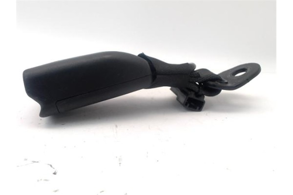 Recambio de anclaje cinturon trasero derecho para citroen c1 1.2 feel referencia OEM IAM   