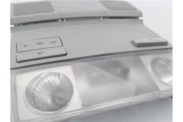 Recambio de luz delantero central techo para volkswagen golf v (1k1) 1.9 tdi referencia OEM IAM 1K0947105 1K0947133 