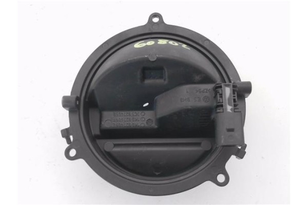 Recambio de maneta exterior porton para volkswagen golf v (1k1) 1.9 tdi referencia OEM IAM 1K0827469E 3C3C5827469D5827469B 