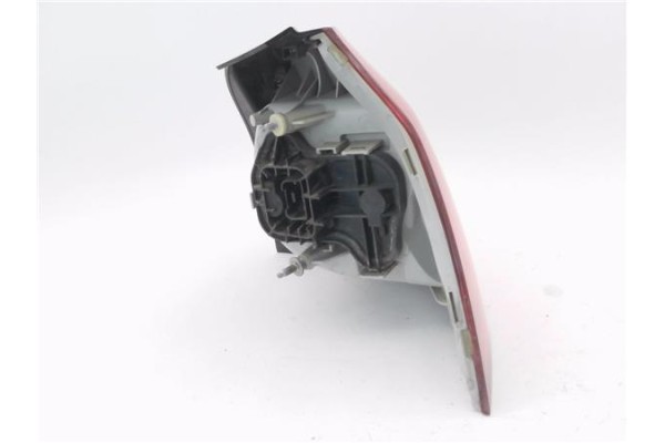 Recambio de piloto trasero izquierdo para volkswagen golf v (1k1) 1.9 tdi referencia OEM IAM 084411963L  