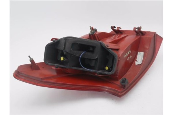 Recambio de piloto trasero derecho para peugeot 407 sw 2.0 hdi 135 referencia OEM IAM 9641948680  