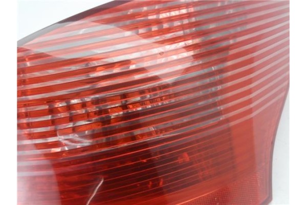 Recambio de piloto trasero derecho para peugeot 407 sw 2.0 hdi 135 referencia OEM IAM 9641948680  