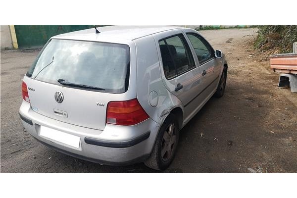 volkswagen golf iv berlina (1j1) del año 2000