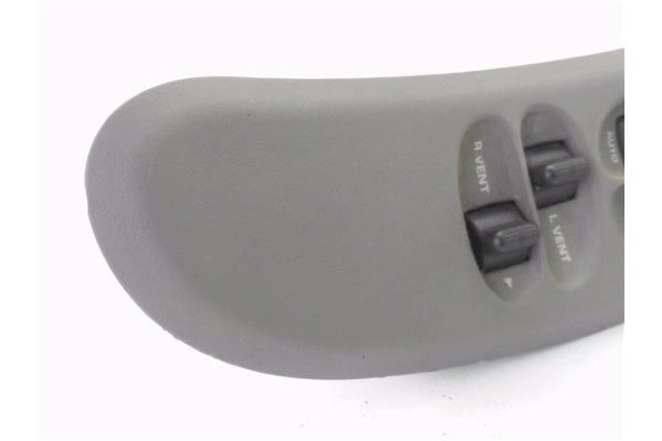 Recambio de mando elevalunas delantero izquierdo para chrysler voyager (rg) 2.5 crd lx referencia OEM IAM 746749291 30505L 