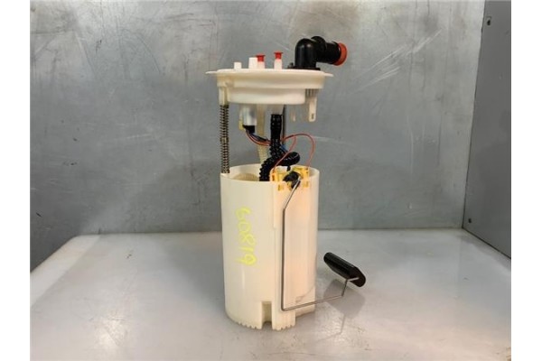 Recambio de bomba combustible para iveco daily chasis 2.3 referencia OEM IAM 5802910406  