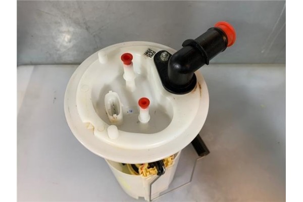 Recambio de bomba combustible para iveco daily chasis 2.3 referencia OEM IAM 5802910406  