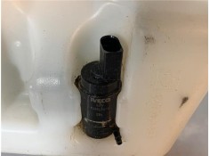 Recambio de deposito limpiaparabrisas para iveco daily chasis 2.3 referencia OEM IAM 5801566048  