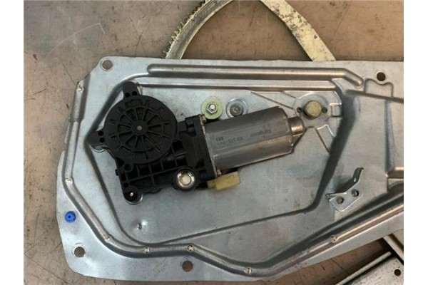 Recambio de mecanismo elevalunas delantero derecho para volvo v70 familiar 2.5 referencia OEM IAM 9152724  