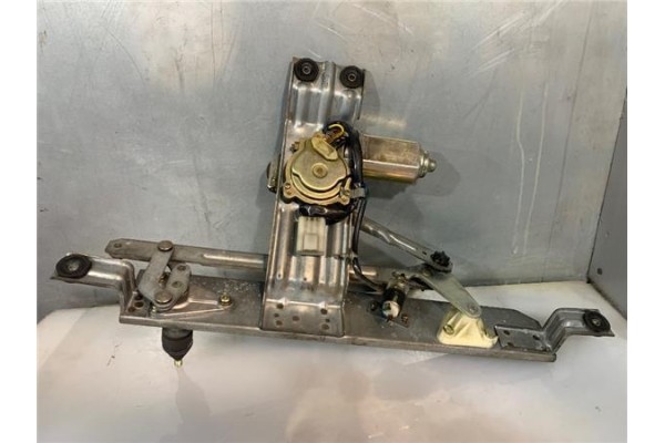 Recambio de motor limpiaparabrisas trasero para nissan terrano (wd21) 2.7 td 4wd referencia OEM IAM 2870541G00  
