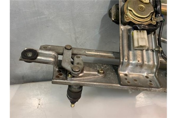 Recambio de motor limpiaparabrisas trasero para nissan terrano (wd21) 2.7 td 4wd referencia OEM IAM 2870541G00  
