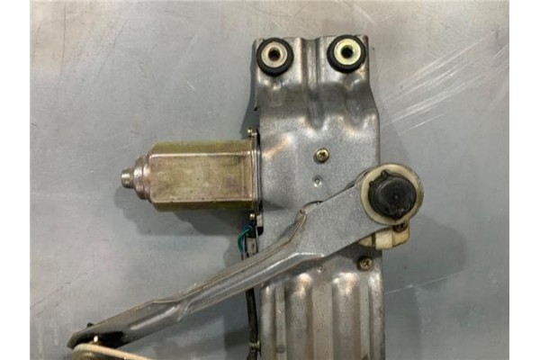 Recambio de motor limpiaparabrisas trasero para nissan terrano (wd21) 2.7 td 4wd referencia OEM IAM 2870541G00  