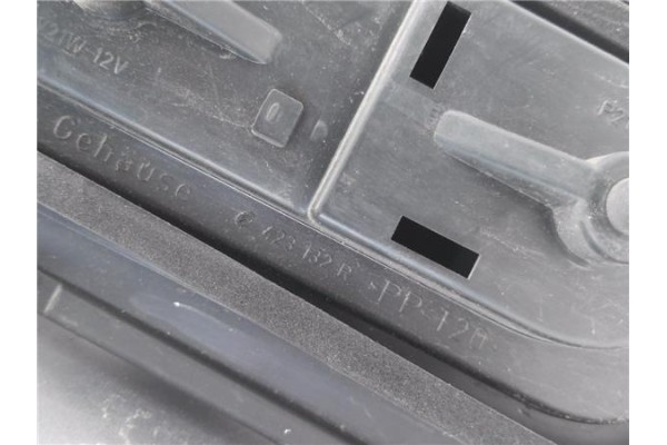 Recambio de piloto trasero derecho para smart for two 0.7 referencia OEM IAM 0011645 423132R 