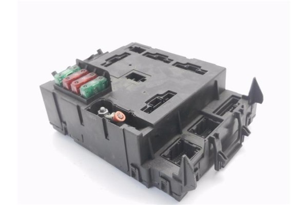 Recambio de caja fusibles/rele para smart for two 0.7 referencia OEM IAM 0011868V011 5WK45090 