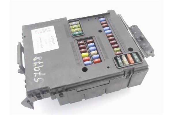 Recambio de caja fusibles/rele para smart for two 0.7 referencia OEM IAM 0011868V011 5WK45090 